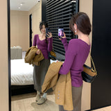 High-Level Pit Strip V-Neck Long Sleeves Hit The Bottom Of The Knitted Shirt Women Autumn 2025 New Big Look And Familiar Top