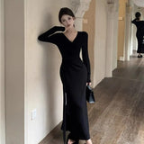 Crossing V Collar Long-Sleeved Needle Dress Women Autumn And Winter Bottom With Temperament Skirts Belts And Hips