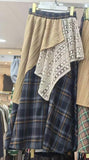 The New 2025 Autumn And Winter Stack Wears Two Layers Of Multi-Layered Splicing Retro Lattice A-Skirt