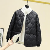 Add Down Thin Down Down Cotton In The Biliary Cotton Women's Short Cotton Coat In Winter Wearing A Bottom Cotton Suit Close-Up Warm Coat