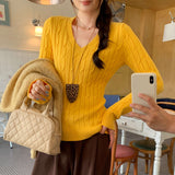 Korean Beauty Blue Jab V-Neck Long-Sleeved Knitted Shirt Women Autumn 2025 New Bottom List To Wear Clothes