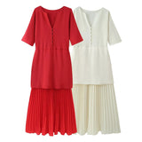 Explosion Fashion Trend Two-Color Knitted Splicing Pressure Folding Dress