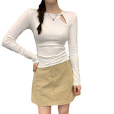 The Hollow Round Collar Is Front Shoulder White Long-Sleeved T-Shirt Girl 2025 Spring New Pure Want To Be Thin Inside The Bottom Shirt Top
