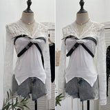 Real Shooting Babes V-Neck Lace Lace Splicing Belt Long Sleeve Design Irregular Short Bottom Top 2752